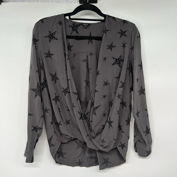 Rails Cheetah Stars Hillary Blouse Women's Size M Charcoal Gray Crossover Wrap - Picture 5 of 9